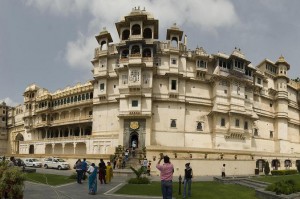 Udaipur Tour and Travel Guide 