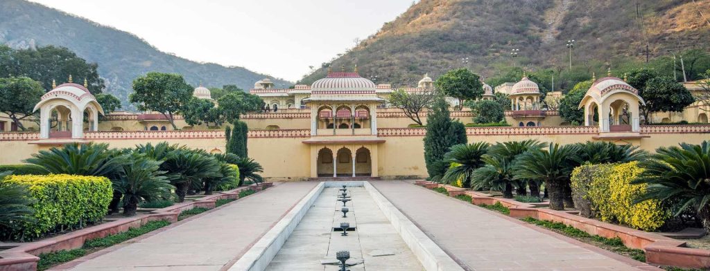 Sisodia Rani Bagh Jaipur, Rajasthan (Entry Fee, Timings, & History)