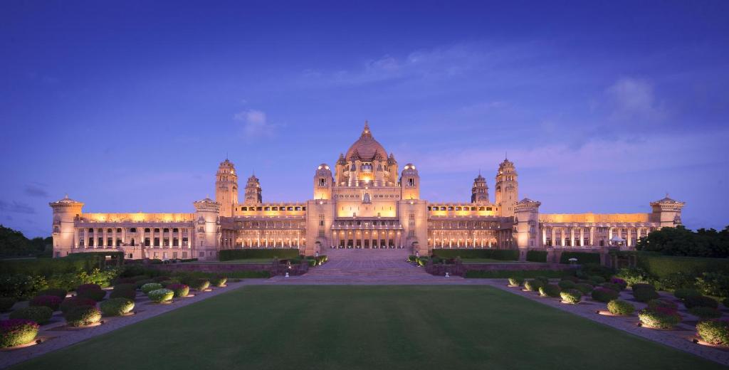 Umaid Bhawan Palace Museum Jodhpur, Rajasthan (Entry Fee, Timings & History)